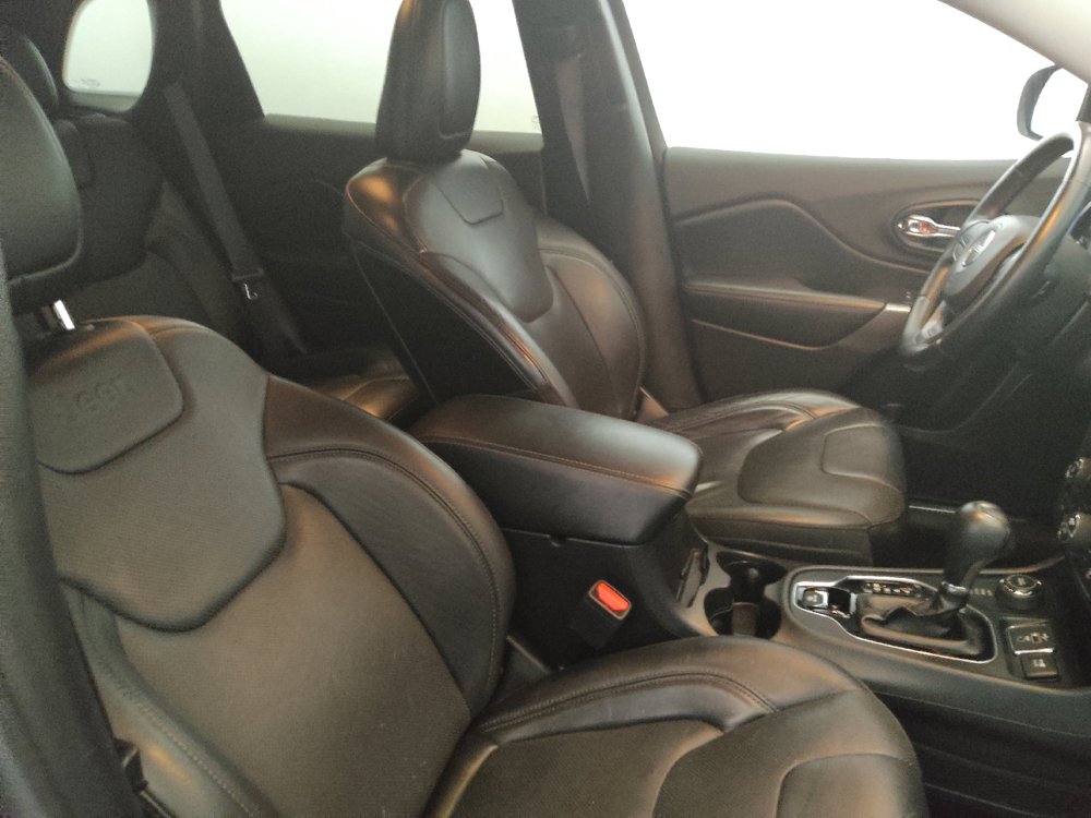 Used 2019 Jeep Cherokee Limited AWD/4WD image 21