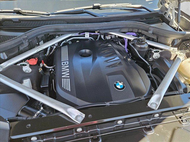 Certified 2024 BMW X7 xDrive40i w/ M Sport Package AWD/4WD image 22
