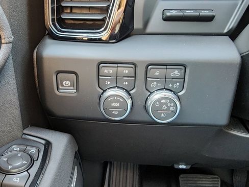 New 2026 GMC Sierra 1500 AT4 w/ AT4 Premium Package image 20