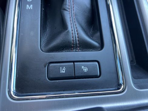 Used 2020 Ford F150 Platinum w/ Equipment Group 701A Luxury image 30