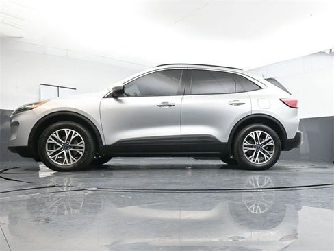 Used 2020 Ford Escape SEL image 33