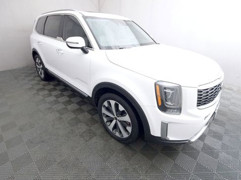 Used 2021 Kia Telluride S image 3