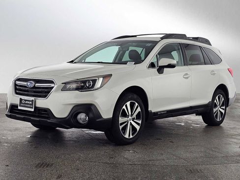 Used 2019 Subaru Outback 2.5i Limited image 6