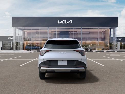New 2026 Kia Sportage LX FWD image 5