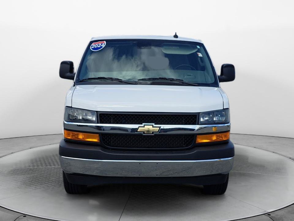 Used 2024 Chevrolet Express 3500 LT w/ LT Preferred Equipment Group RWD image 2