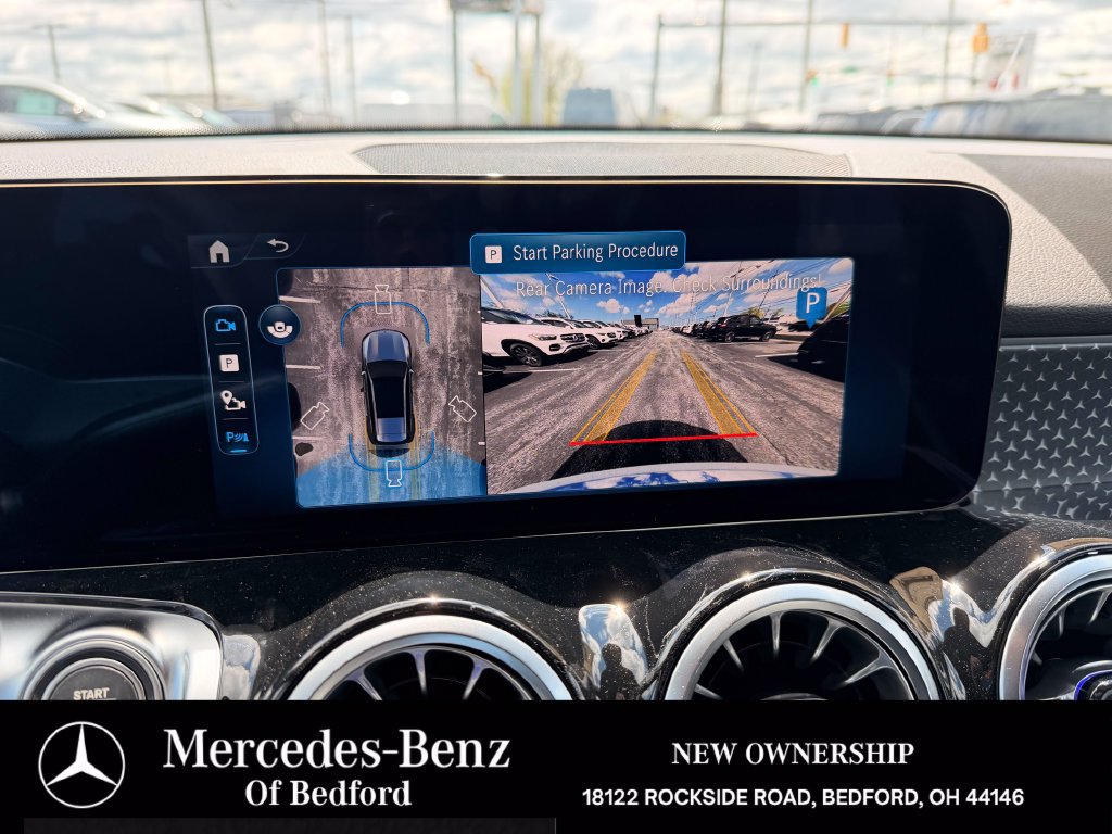 New 2026 Mercedes-Benz GLB 250 4MATIC image 15