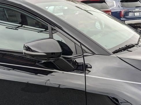 Used 2024 Kia Sportage SX image 11