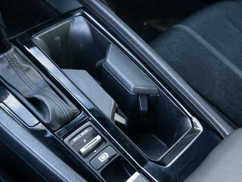 Used 2024 Honda Accord Sport image 29