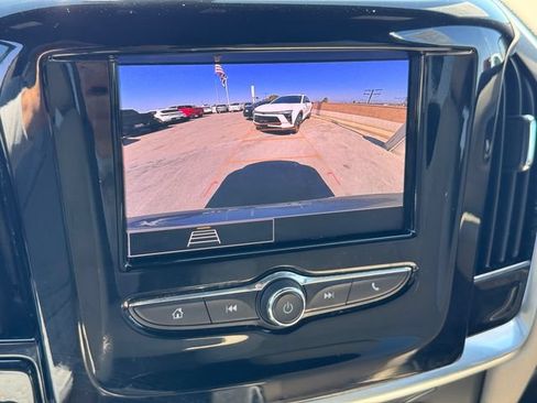 Certified 2023 Chevrolet Traverse LS FWD image 19
