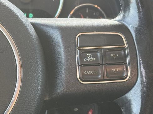 Used 2018 Jeep Wrangler Unlimited Sport S image 20