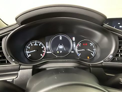 Used 2024 MAZDA MAZDA3 s FWD image 17