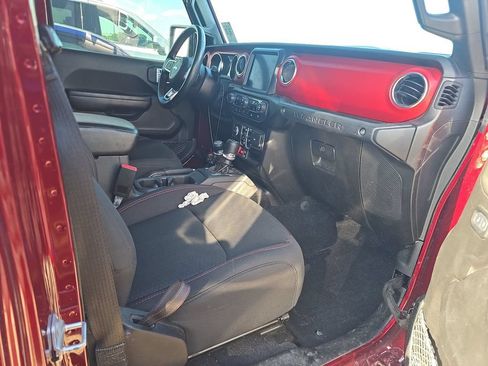 Used 2021 Jeep Wrangler Unlimited Rubicon AWD/4WD image 9