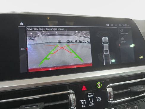 Certified 2022 BMW 330i Sedan w/ Driving Assistance Package image 19