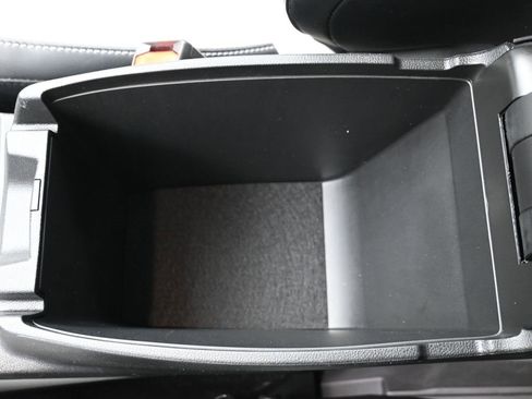 Certified 2025 Ford Escape SE w/ Class II Trailer Tow Package image 20