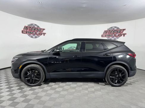 Used 2020 Chevrolet Blazer LT w/ Sound & Technology Package FWD image 4