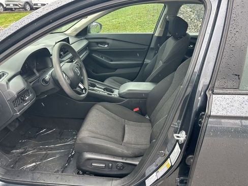 Used 2024 Honda Accord EX image 7