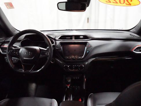 Used 2022 Chevrolet TrailBlazer RS w/ Convenience Package AWD/4WD image 8