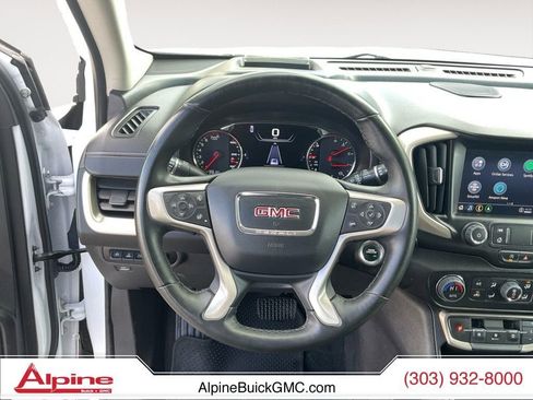 Used 2024 GMC Terrain Denali image 12
