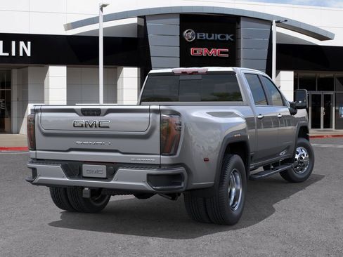 New 2026 GMC Sierra 3500 Denali w/ Denali Reserve Package AWD/4WD image 4