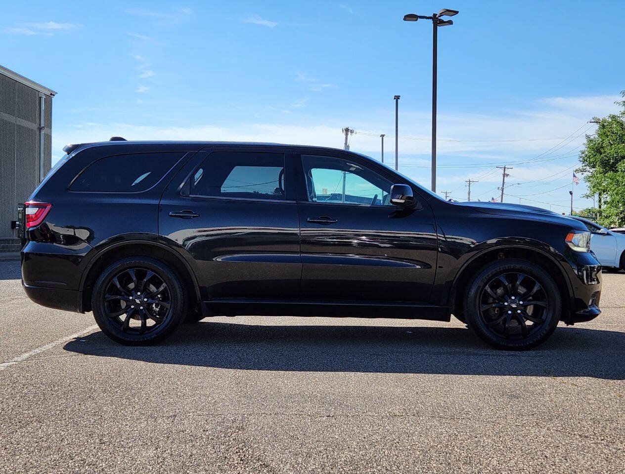 Used 2019 Dodge Durango R/T w/ Trailer Tow Group IV AWD/4WD image 3