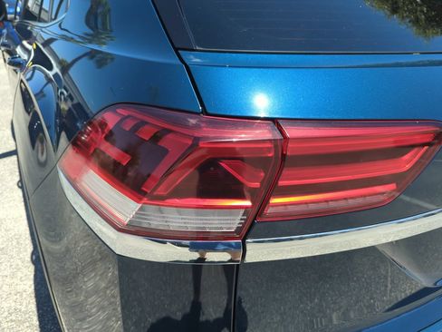 Used 2021 Volkswagen Atlas Cross Sport S FWD image 18