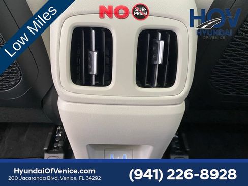 Certified 2025 Hyundai Tucson Limited FWD image 35