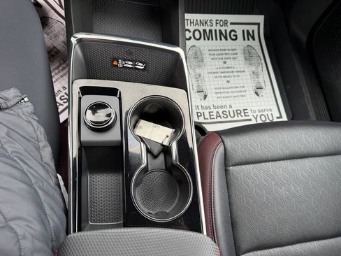 Used 2025 Chevrolet Equinox RS w/ LPO, Floor Liner Package AWD/4WD image 19