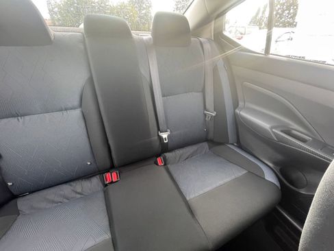 Used 2025 Nissan Versa SV w/ Trunk Package image 32