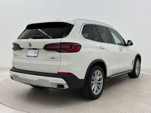 Certified 2023 BMW X5 xDrive40i w/ Executive Package AWD/4WD image 9