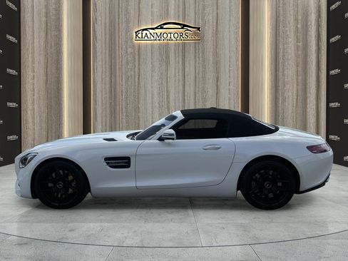 Used 2018 Mercedes-Benz AMG GT Roadster image 9