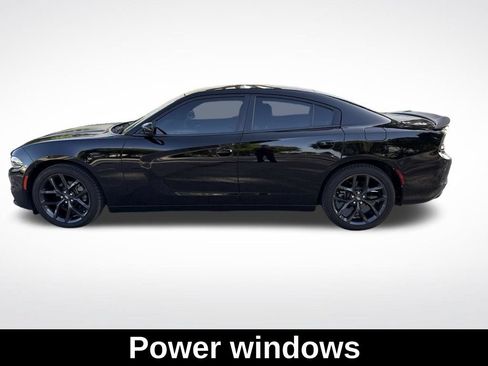 Used 2021 Dodge Charger SXT w/ Blacktop Package RWD image 7