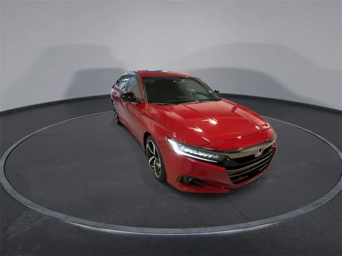 Used 2022 Honda Accord Sport image 2