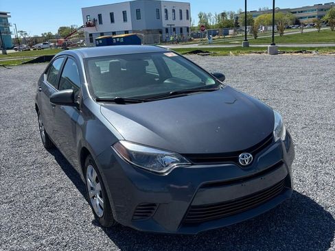 Used 2015 Toyota Corolla LE image 1