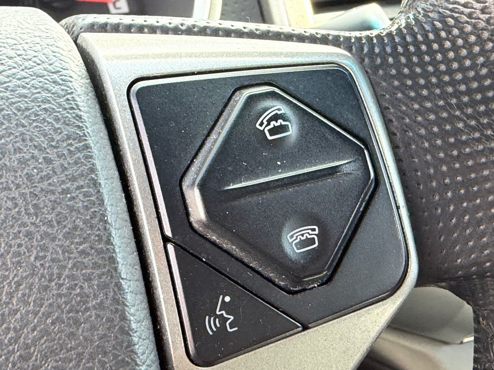 Used 2015 Toyota Tacoma PreRunner w/ SR5 Package RWD image 15