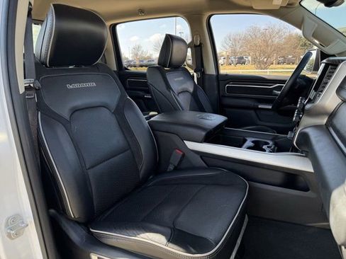 Used 2020 RAM 1500 Laramie image 32