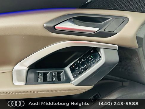 Certified 2025 Audi Q5 Premium w/ Convenience Package AWD/4WD image 23