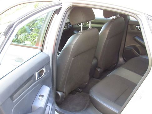Used 2022 Honda Civic Sport image 14