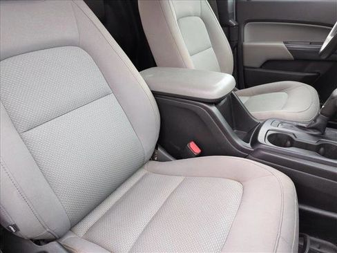 Used 2020 Chevrolet Colorado W/T w/ WT Convenience Package image 17