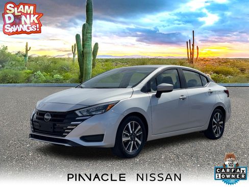 Certified 2025 Nissan Versa SV image 1