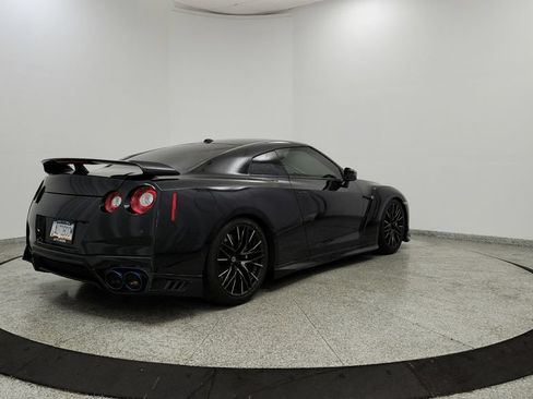 Used 2020 Nissan GT-R Premium w/ Premium Interior Package AWD/4WD image 5