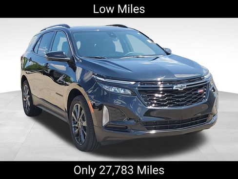 Used 2024 Chevrolet Equinox RS FWD image 2