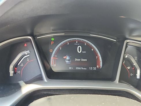 Used 2021 Honda Civic Sport image 5