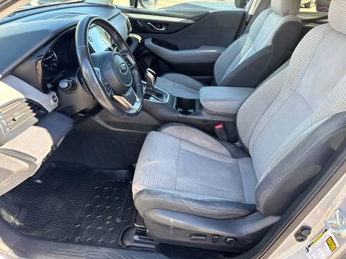 Certified 2022 Subaru Outback Premium image 15