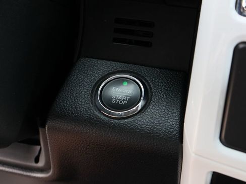 Used 2016 Ford F150 Lariat AWD/4WD image 24
