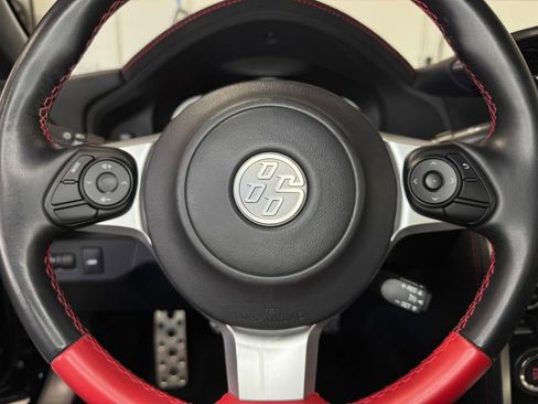 Used 2019 Toyota 86 TRD SE RWD image 15