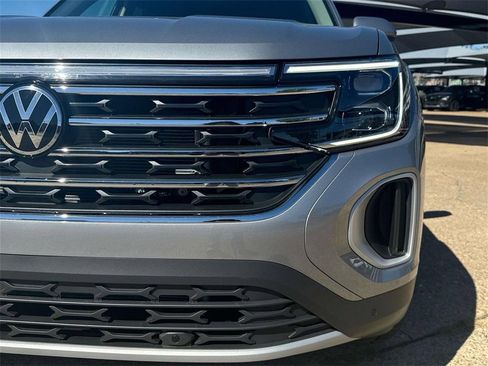 New 2026 Volkswagen Atlas SE FWD image 7