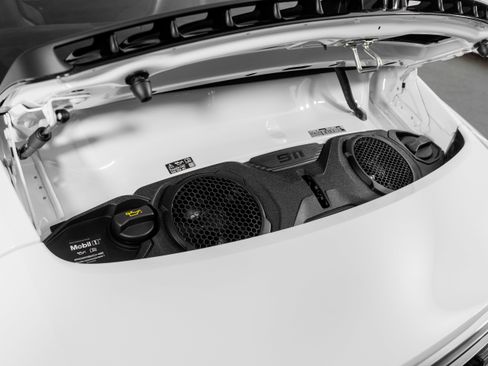 Used 2025 Porsche 911 Carrera 4 GTS image 54