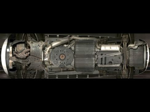 Used 2016 Chrysler Town & Country Limited FWD image 20