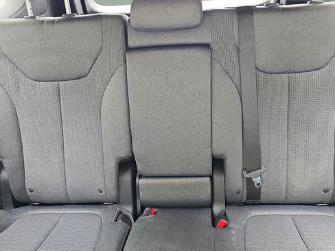 Used 2023 Hyundai Santa Fe SEL AWD/4WD image 28