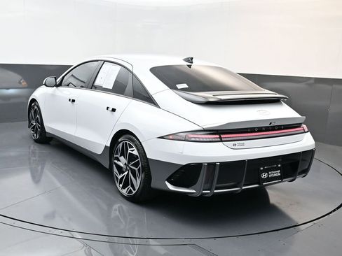 Used 2024 Hyundai Ioniq 6 SEL image 5